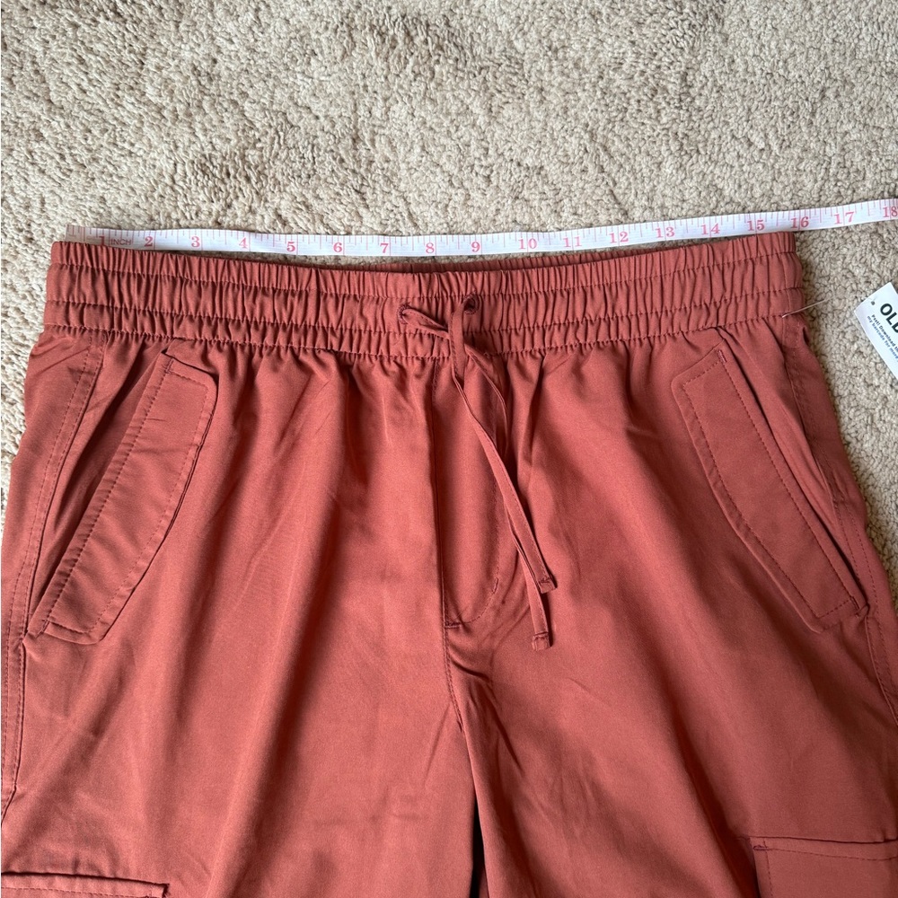 Old Navy Rust-Brown Wide Leg Cargo Pants - Picture 5 of 8